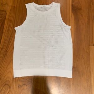 Lululemon size 4 workout tank
